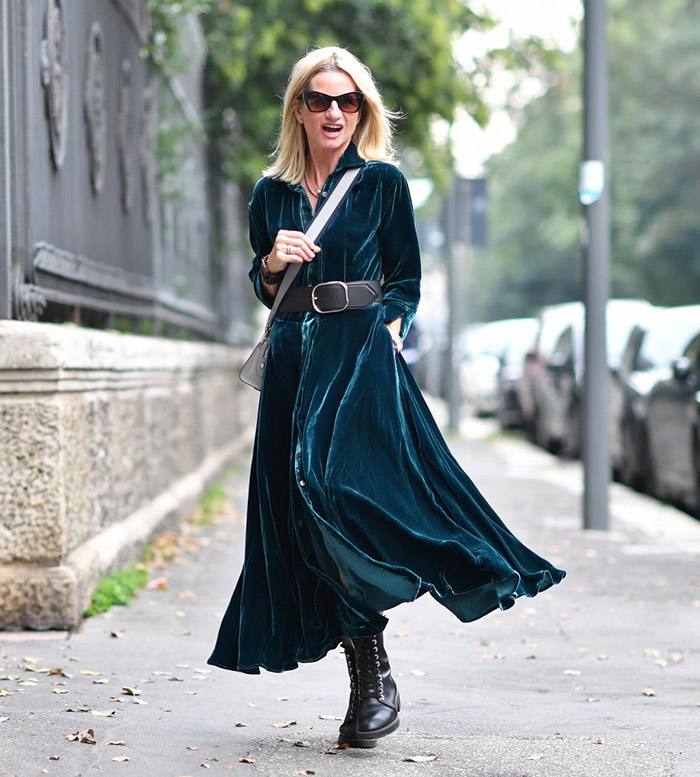 Christmas party outfits - Yvonne in a velvet maxi dress | 40plusstyle.com