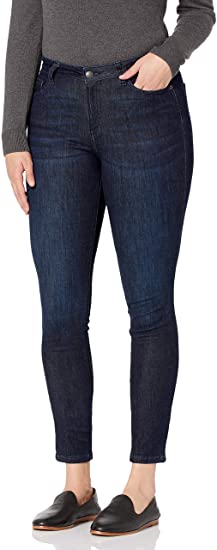 Amazon Essentials Mid Rise Curvy Skinny Jeans | 40plusstyle.com
