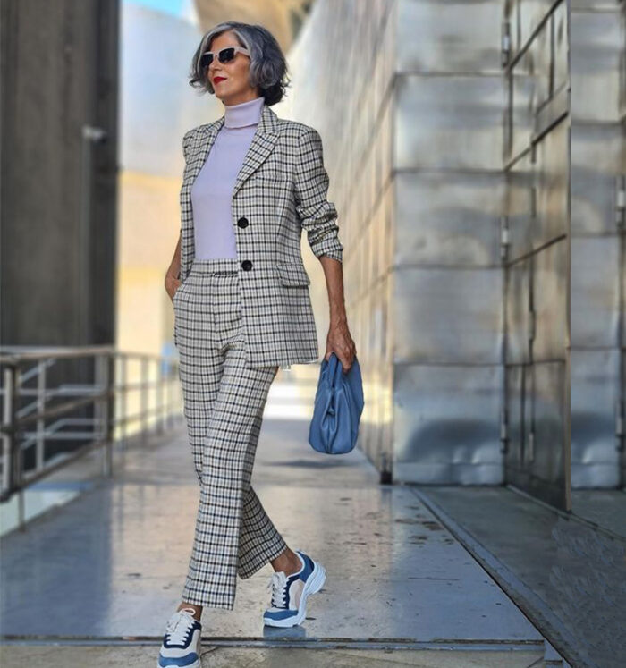 Timeless plaid pants outfit ideas: What to wear with plaid pants | 40plusstyle.com