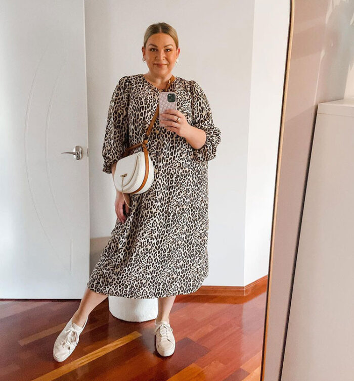 Dresses to hide a belly - Sara in a leopard print dress | 40plusstyle.com