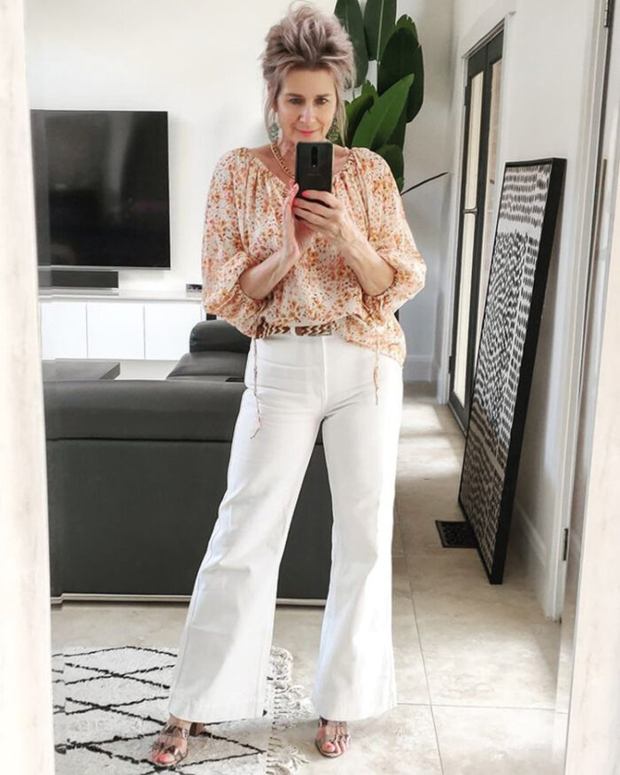 what to wear with flare jeans - flare pants outfit ideas you will love