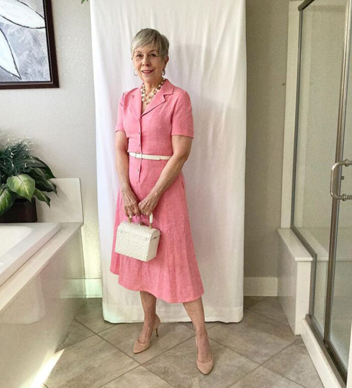 Eileen in a pink dress | 40plusstyle.com