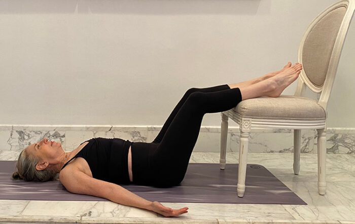 How to exercize the right way - back decompression posture advanced | 40plusstyle.com