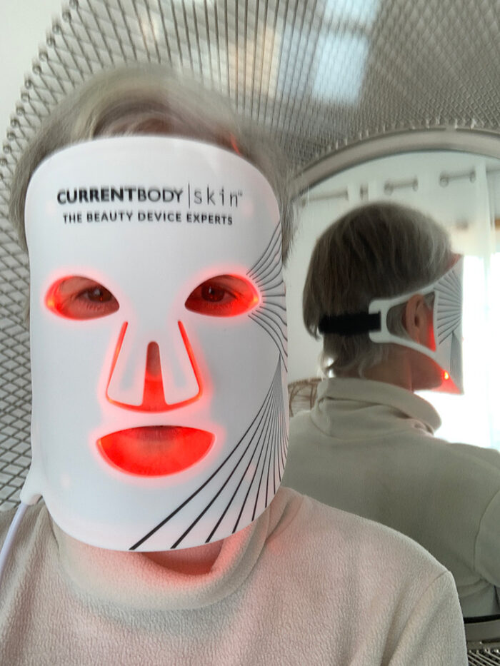 LED face mask review Currentbody face mask