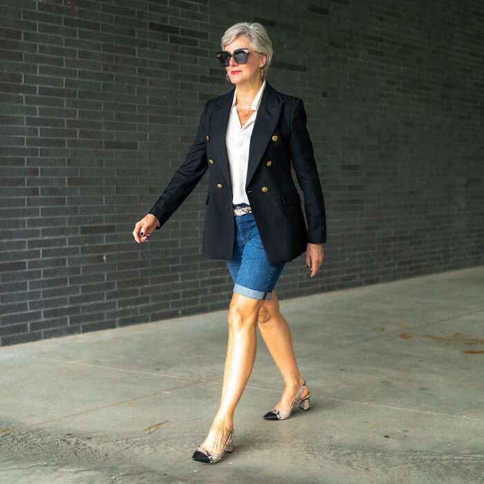 Beth teams her shorts with a blazer | 40plusstyle.com