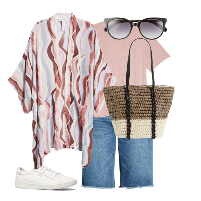 outfits for the beach - shorts and a tunic | 40plusstyle.com