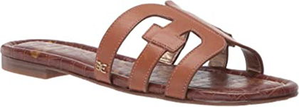 Best womens sandals - Sam Edelman Bay Flat Sandal | 40plusstyle.com