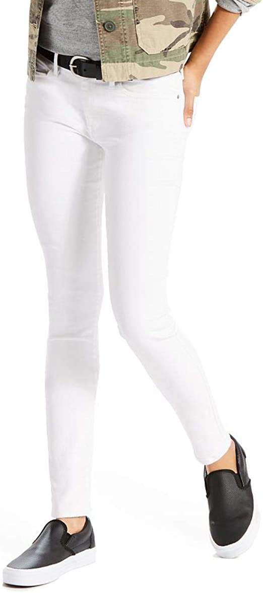 Levi's white jeans | 40plusstyle.com