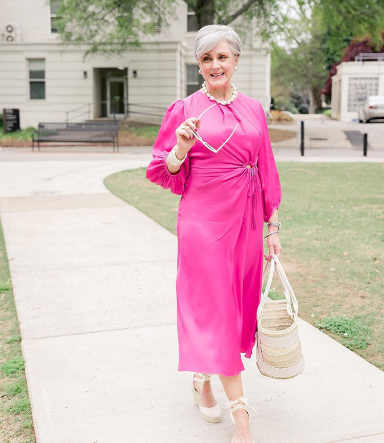 Beth wears a pink dress | 40plusstyle.com