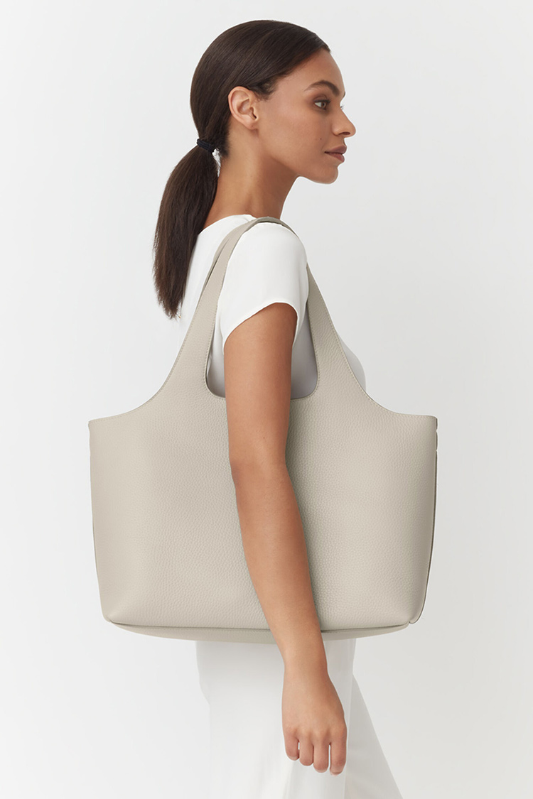 Laptop bags for women - Cuyana System Tote | 40plusstyle.com