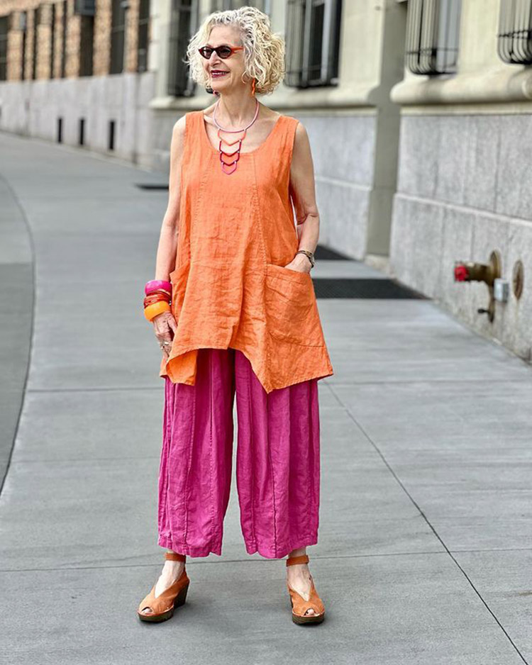 Dayle in orange and pink outfit | 40plusstyle.com