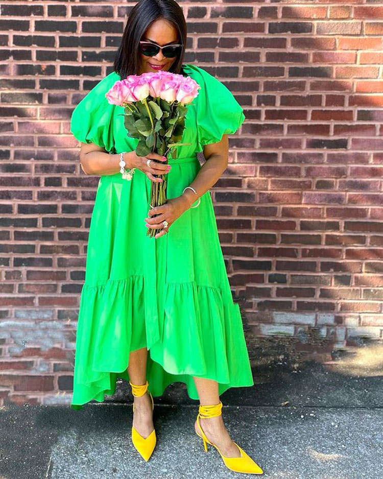 How to wear green - Eugenia in a green dress and yellow shoes | 40plusstyle.com