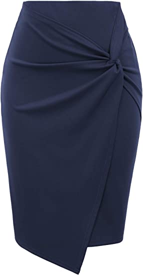 How to wear navy - pencil skirt | 40plusstyle.com
