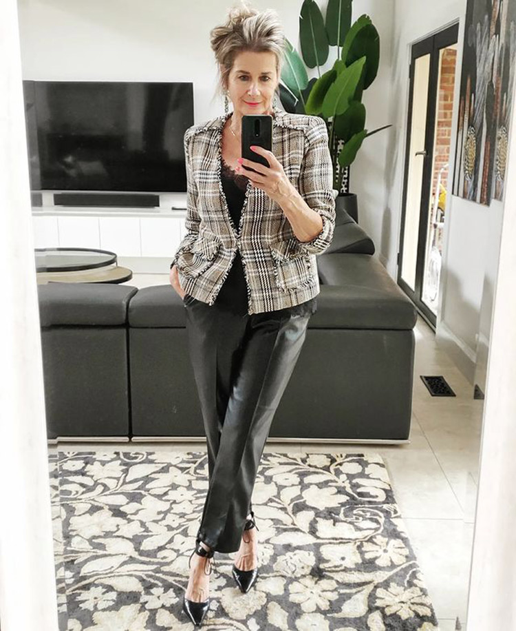Italian style ideas - Suzie in leather pants and a blazer | 40plusstyle.com