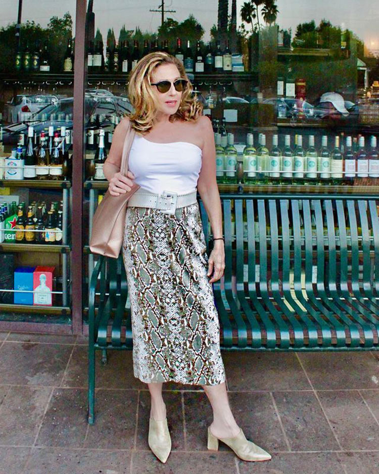 Italian style - Wendy in a print skirt and mules | 40plusstyle.com