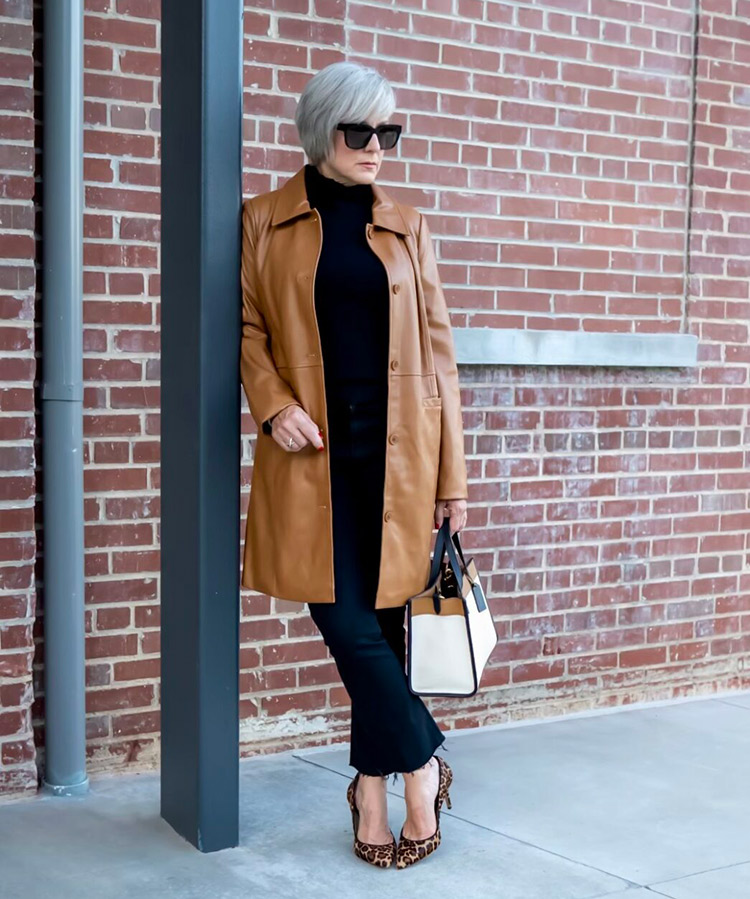 Beth wears a black and tan outfit | 40plusstyle.com