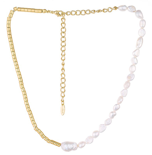 Gift ideas for women - Ettika Freshwater Pearl Necklace | 40plusstyle.com