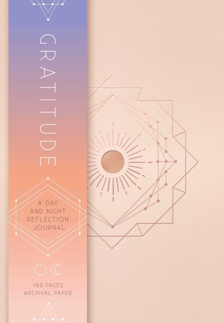 Gratitude: A Day and Night Reflection Journal | 40plusstyle.com