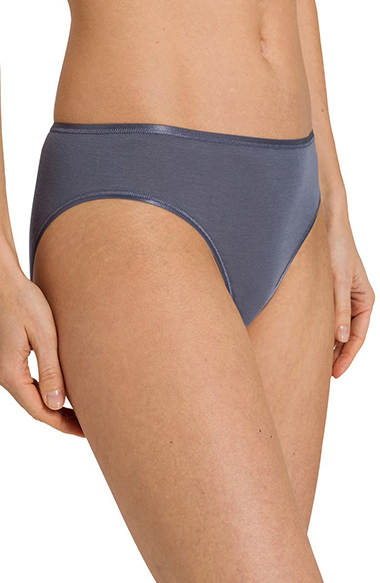 no show underwear to avoid visible panty lines -40+style