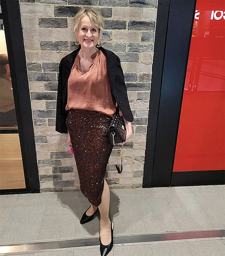 Office party outfits - Barb in a sequin skirt | 40plusstyle.com