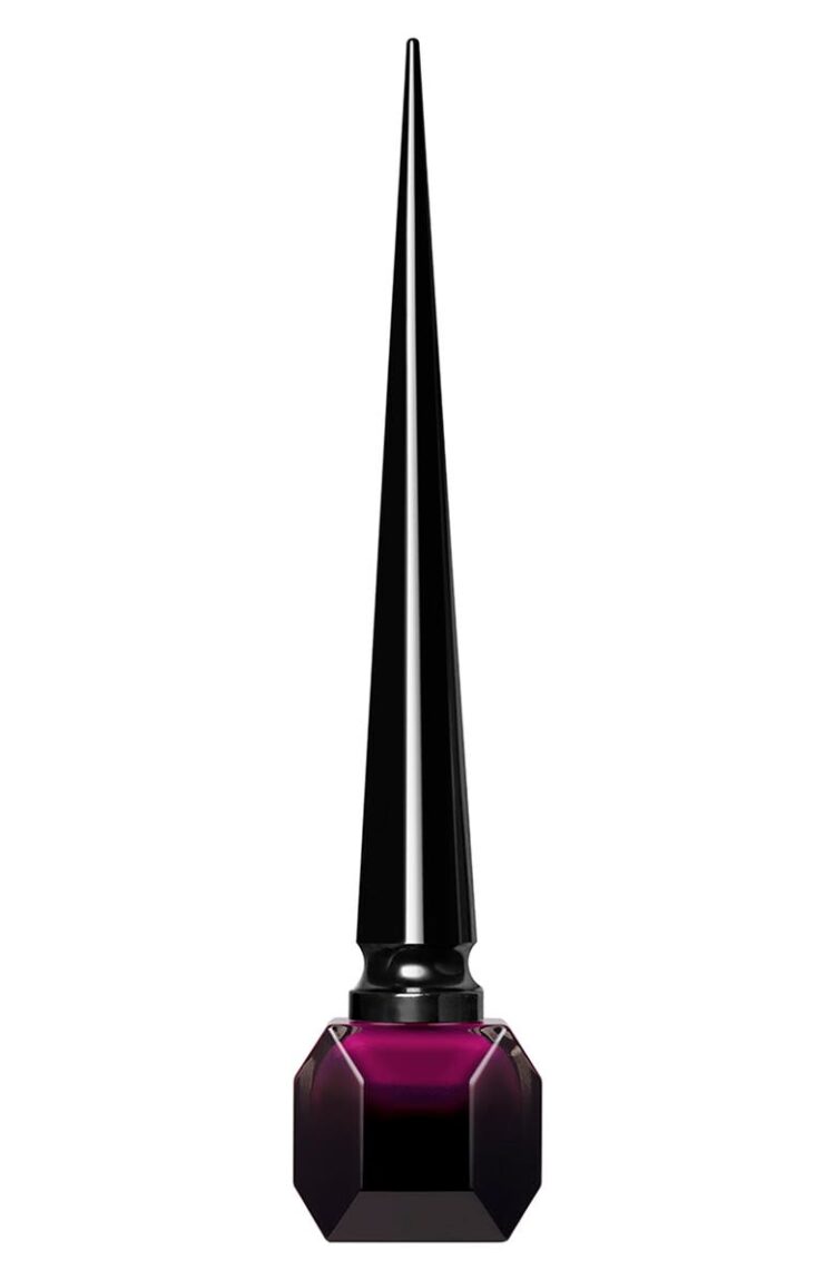 Classy winter nails - Christian Louboutin Rouge Louboutin Nail Colour | 40plusstyle.com