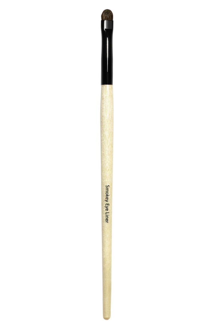 Bobbi Brown Smokey Eyeliner Brush | 40plusstyle.com