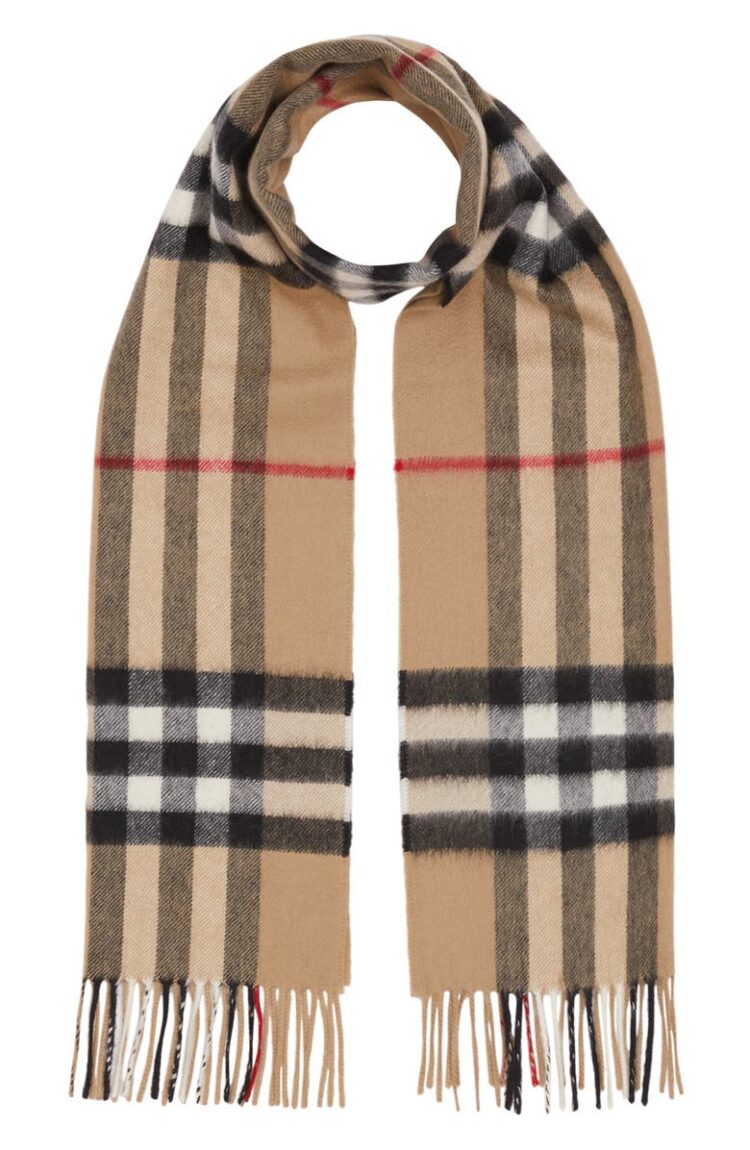 Burberry Giant Icon Check Cashmere Scarf | 40plusstyle.com