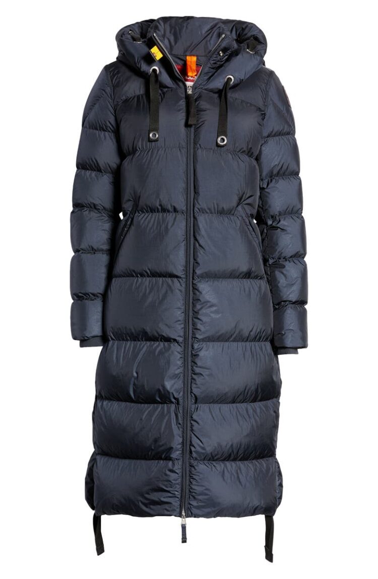 Warmest winter coats for women -Parajumpers Panda Hooded Down Puffer Parka | 40plusstyle.com