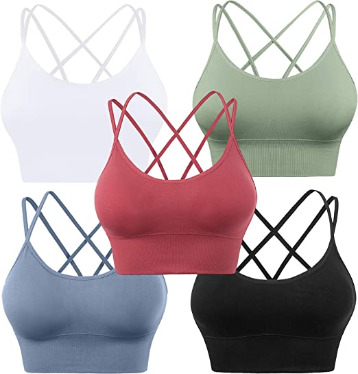 Stylish workout clothes for women - sports bras | 40plusstyle.com
