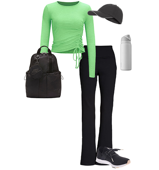 Workout outfit: ruched long sleeve top, pants, backpack and running sneakers | 40plusstyle.com