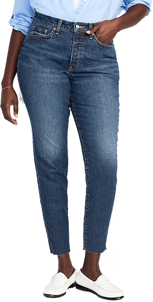 Old Navy Curvy Straight Cut-Off Jeans | 40plusstyle.com