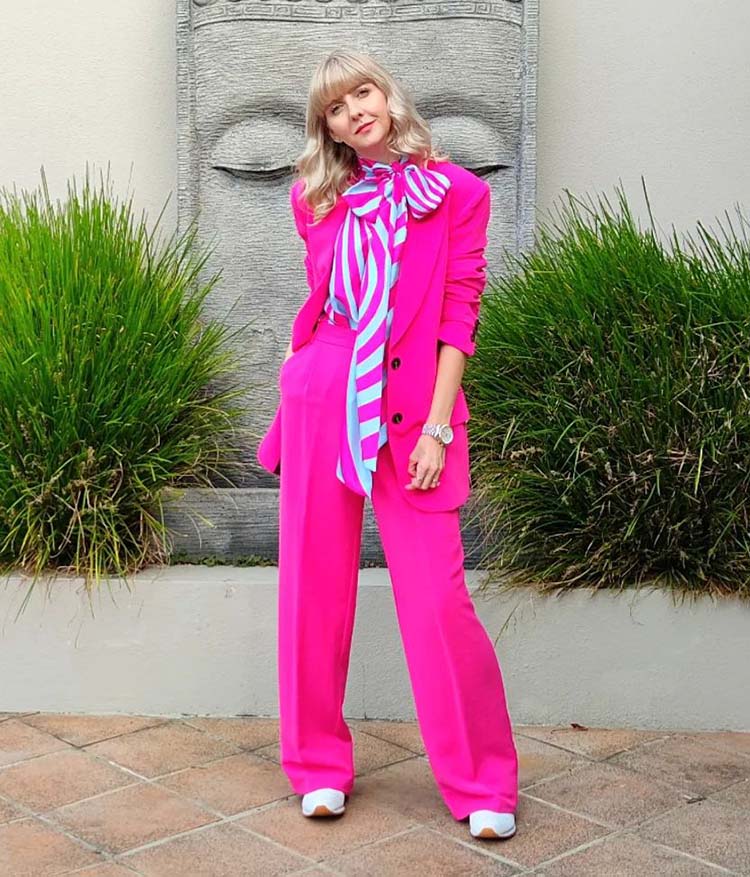 Melissa wears a pink monochrome outfit | 40plusstyle.com