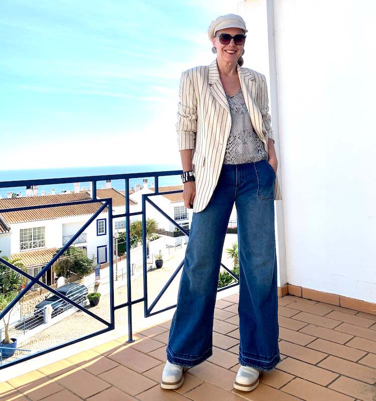 How to wear jeans over 40 – guidelines and lots of ideas