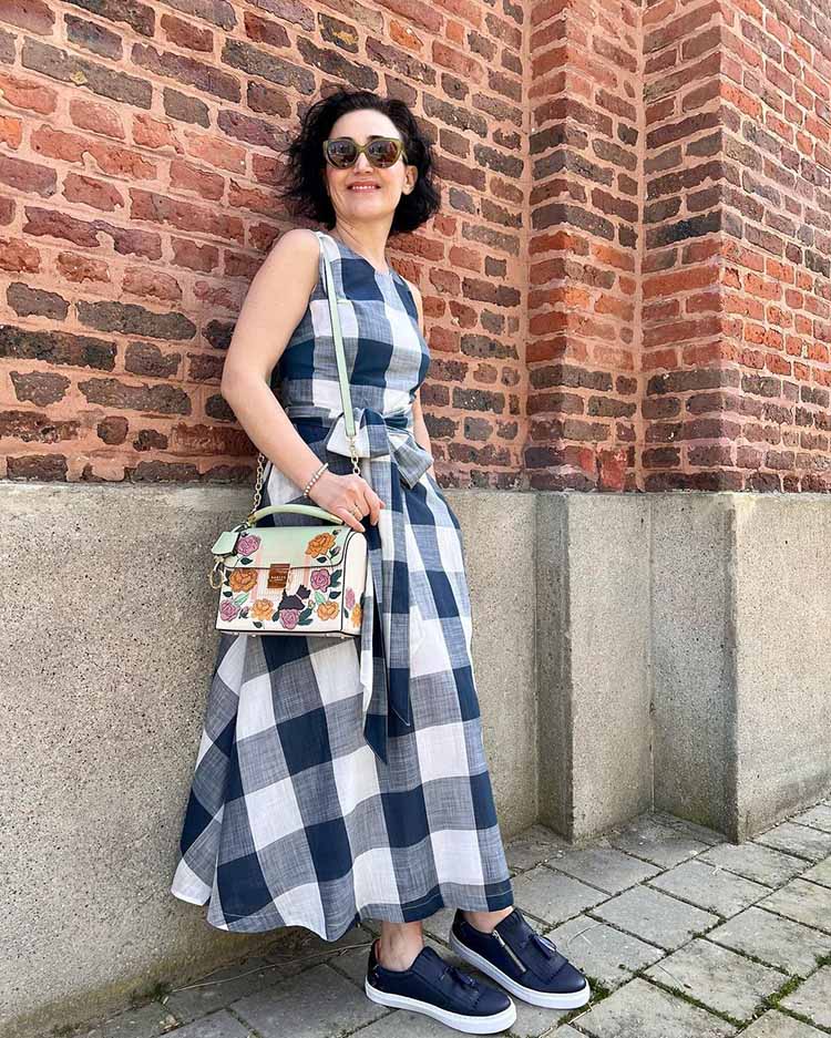 Dresses for women over 50 - Emms wears a check dress | 40plusstyle.com