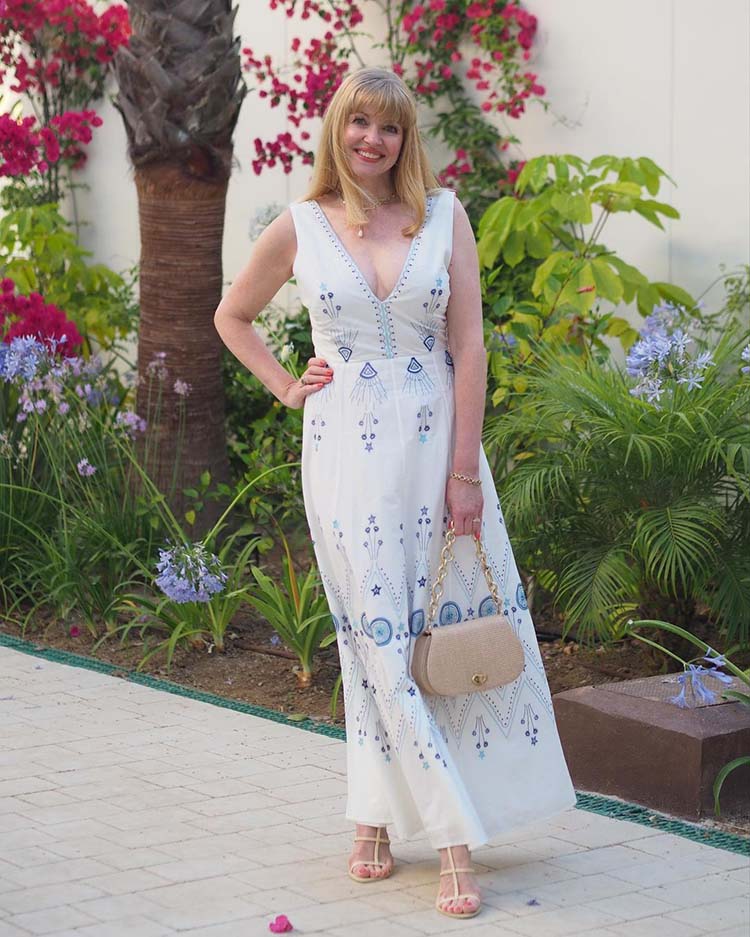 Lizzy wears a print maxi dress |  40plusstyle.com