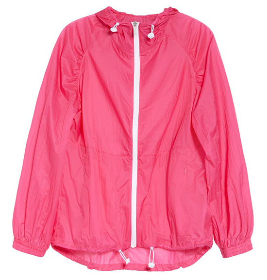 How to choose a summer coat - Zella Sheer Water Resistant Packable Zip-Up Hooded Jacket | 40plusstyle.com