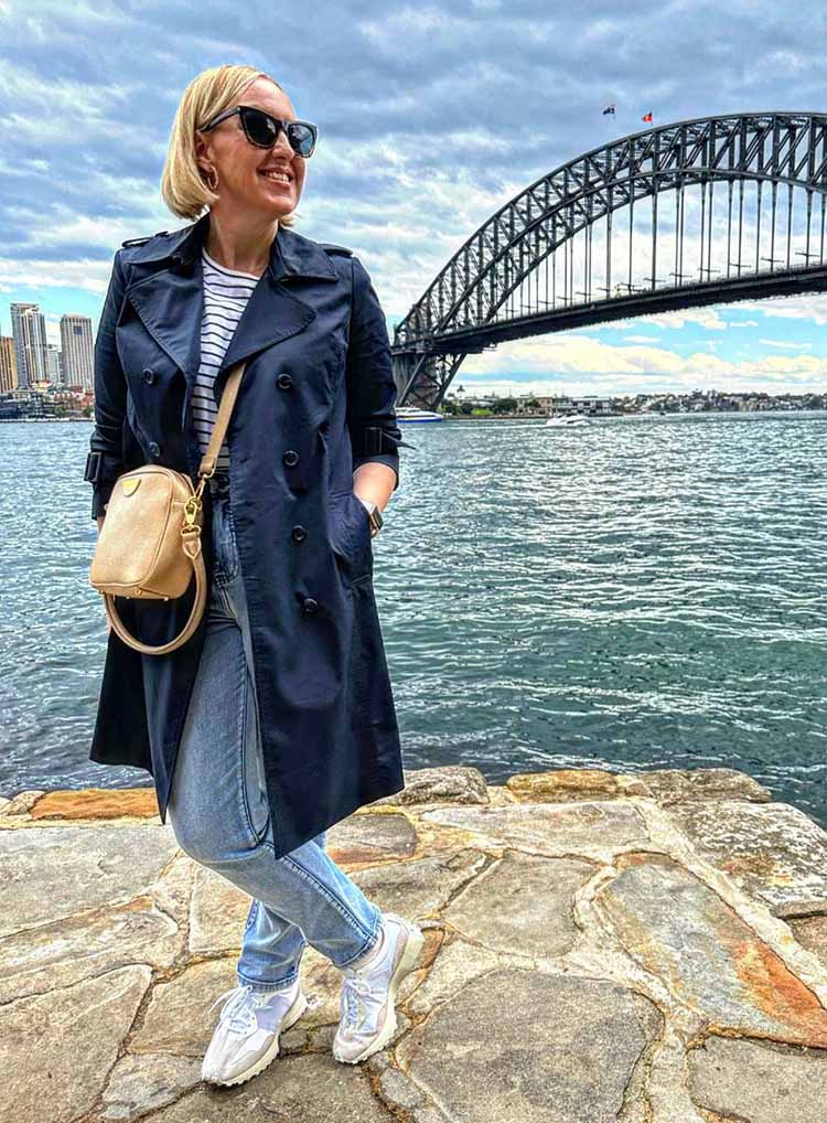 How to wear navy blue - Kylie wears a blue trench coat | 40plusstyle.com