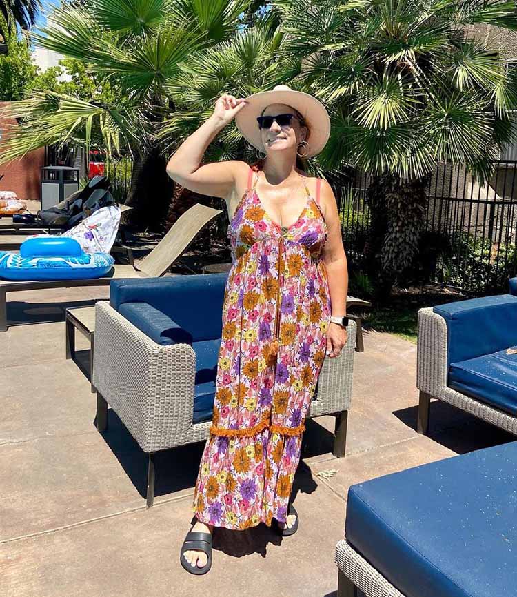 Robyn wears a maxi style bathing suit cover-up | 40plusstyle.com