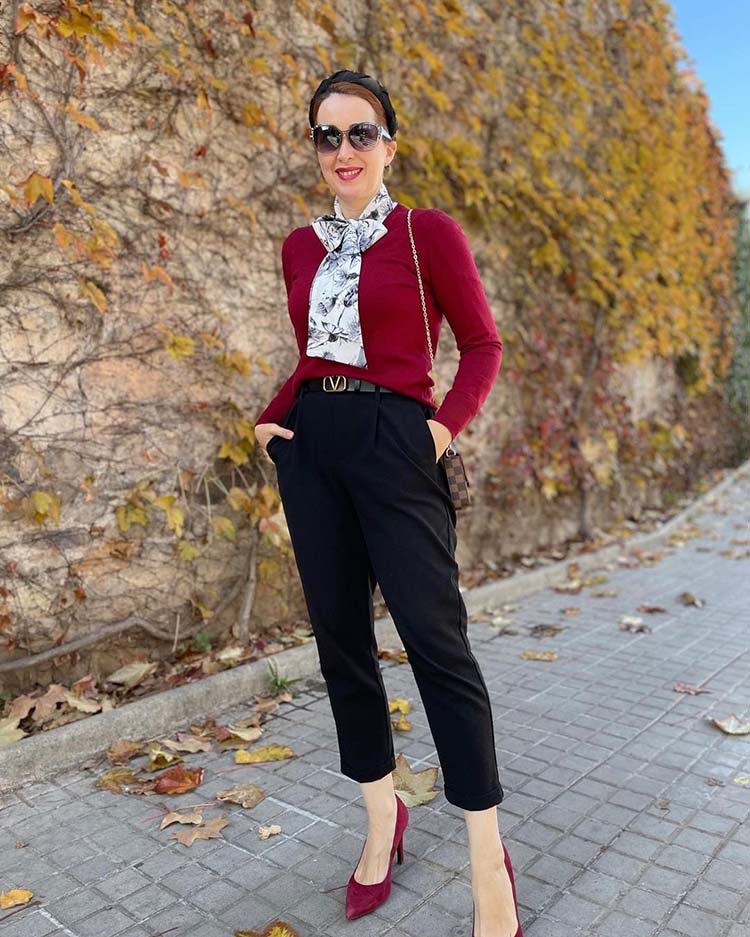 Patricia wears a black and red outfit | 40plusstyle.com