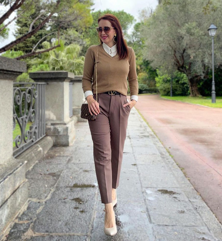 Patricia wears an all beige outfit | 40plusstyle.com