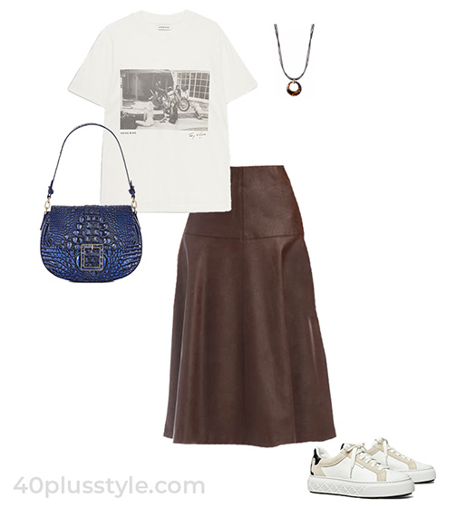 Full skirt and tee for a casual look | 40plusstyle.com