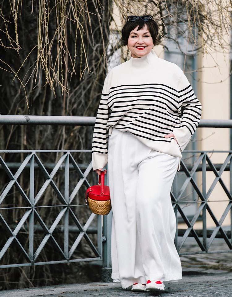 Sweaters for women: Susanne in mock neck sweater and wide pants | 40plusstyle.com