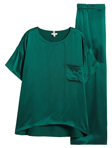 Lunya Washable Mulberry Silk T-Shirt Pajamas | 40plusstyle.com