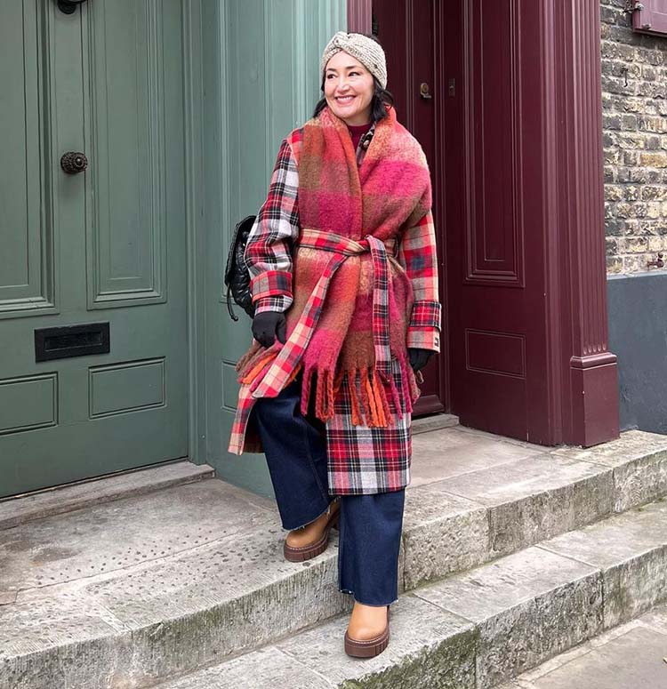 Emms wears a cozy check winter outfit | 40plusstyle.com