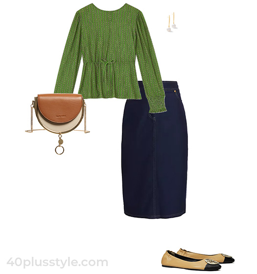 How to dress the hourglass: drawstring top, pencil skirt and flats | 40plusstyle.com