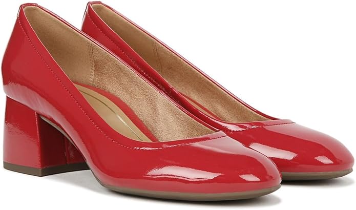 Vionic Carmel Pumps | 40plusstyle.com