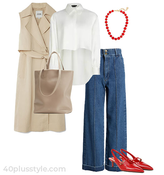 What to wear to a brunch: sleeveless trench, shirt, wide jeans and pumps | 40plusstyle.com