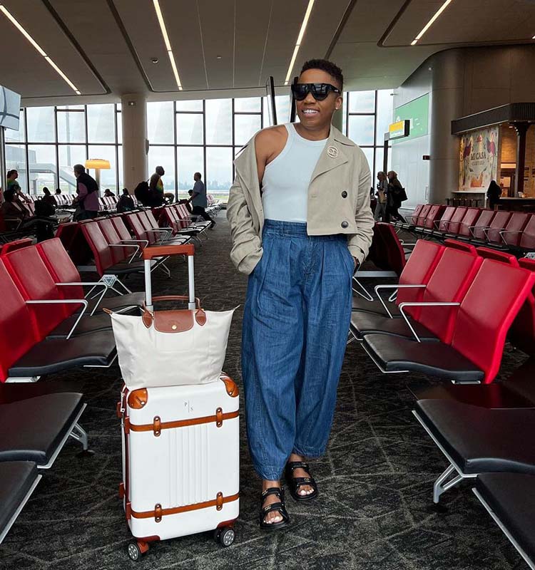 Stylish travel clothes for women that are chic and comfortable