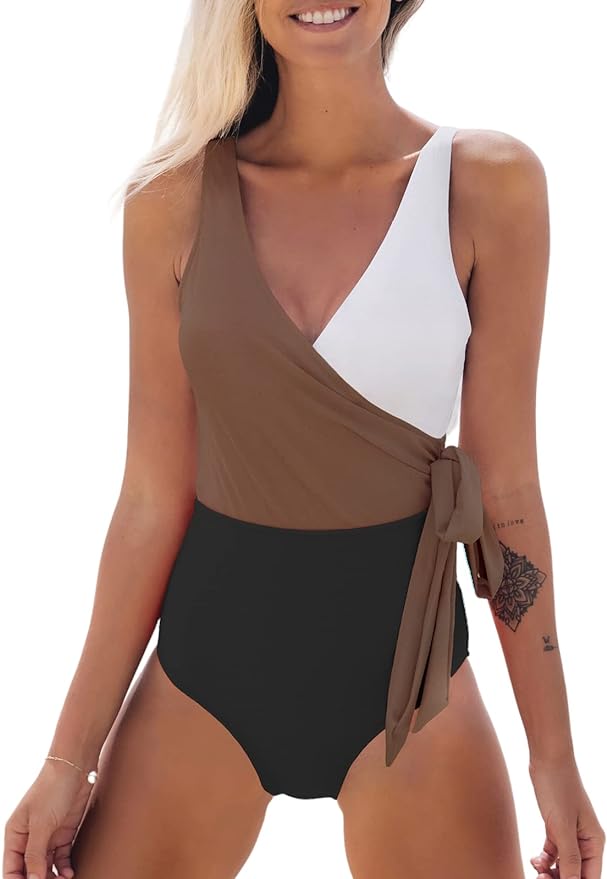 Best bathing suits for women: CUPSHE Wrap Color Block Bathing Suit | 40plusstyle.com