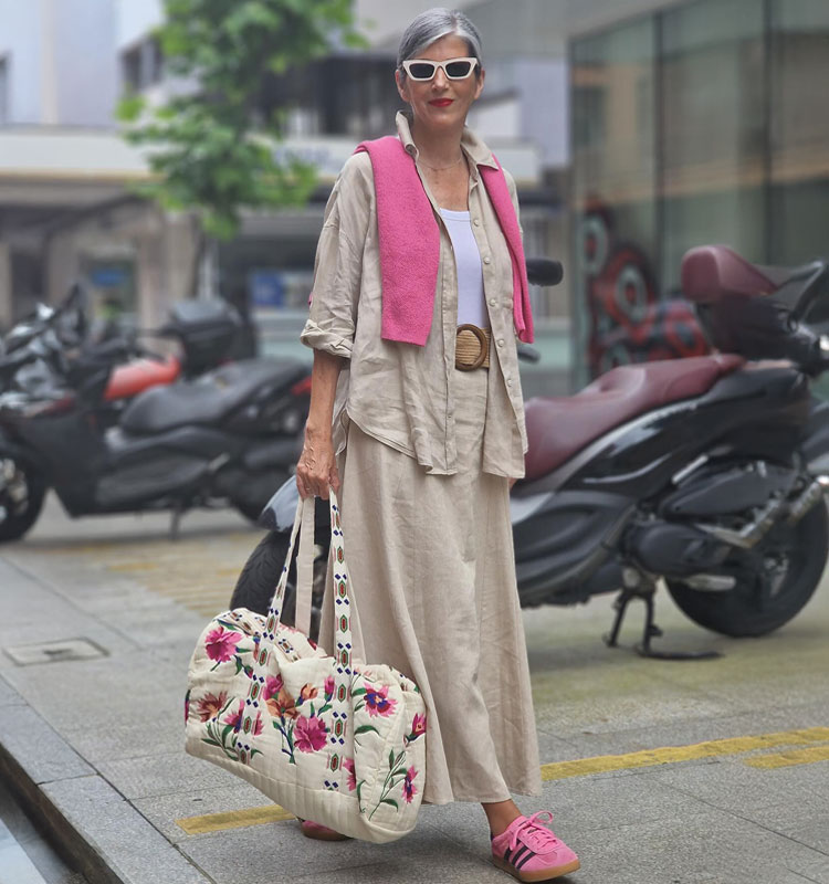 Mastering the art of spring layering | 40plusstyle.com